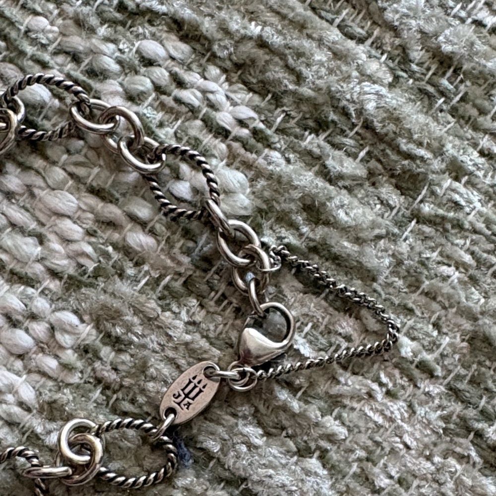 Delicate Twisted Link Silver Bracelet - Women’s Jewelry James Avery - Picture 2 of 4